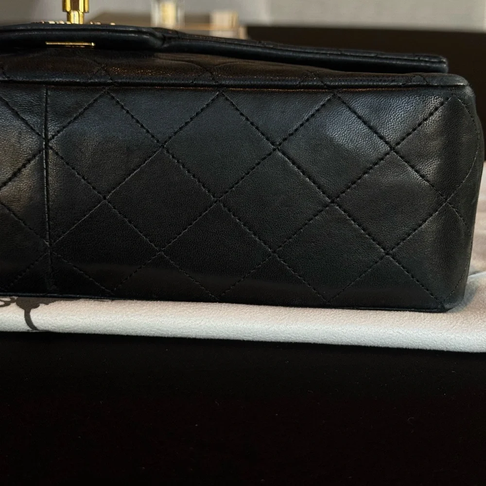 CHANEL Vintage CC Single Flap Bag Lambskin 24K Gold Black Karl Lagerfeld